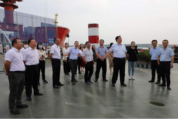 喜迎二十大|校企联建聚合力，携手奋进新征程